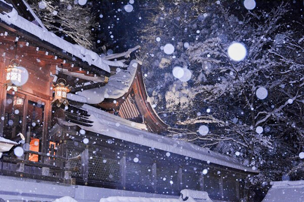 Magnificent Photos of Traditional Architectures of Japan in Snow