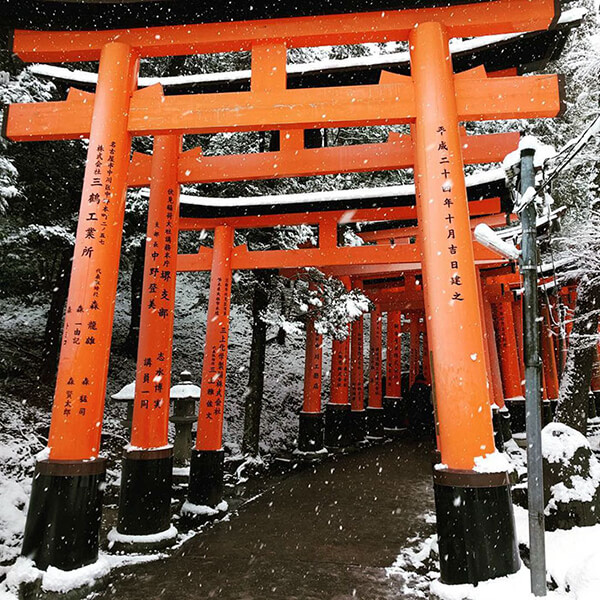 Magnificent Photos of Traditional Architectures of Japan in Snow