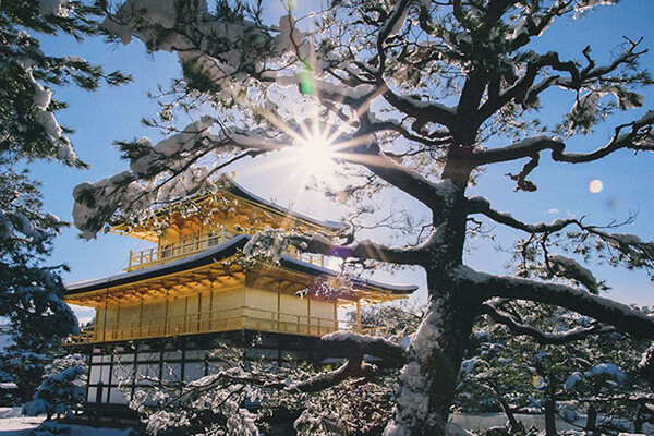 Magnificent Photos of Traditional Architectures of Japan in Snow