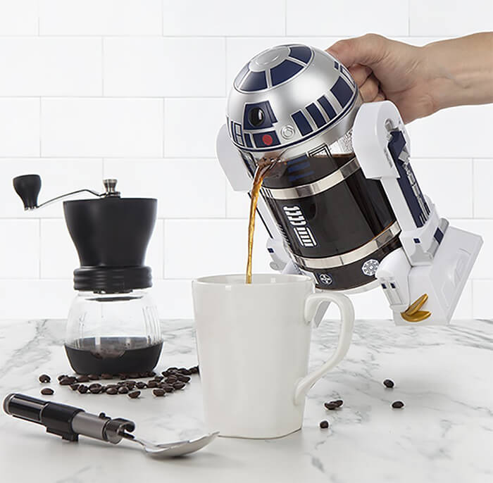 10 Cool Star Wars Kitchen Products  to Awaken the Geek 