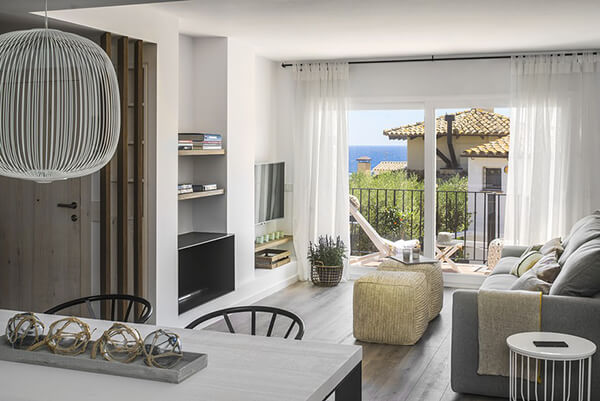 Mediterranean Pace: Beautiful Apartment Located in Costa Brava, Spain