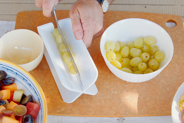 Slicex: A Cutting Board That Makes Slicing Small, Round Produce Faster And Safer