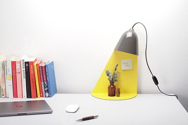 Light Shelf: the 'Never Off' Lamp 