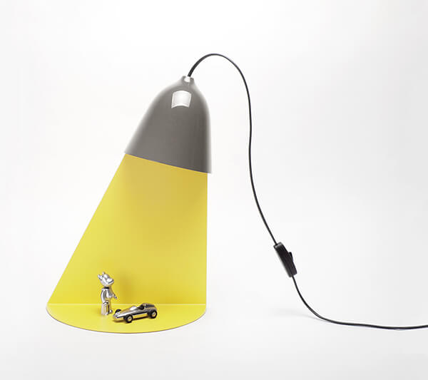Light Shelf: the 'Never Off' Lamp 