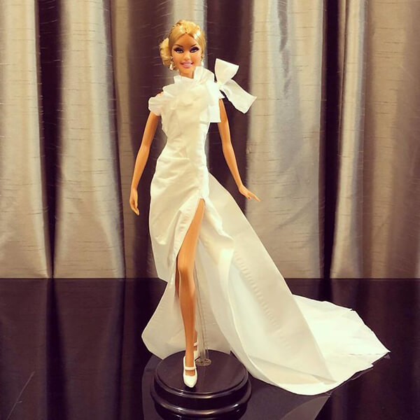 Creative Dresses for Barbies Made of Toilet Paper and Tissues