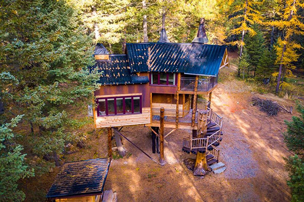 Treehouse Retreat in Montana Besides Whitefish Mountain Ski Resort