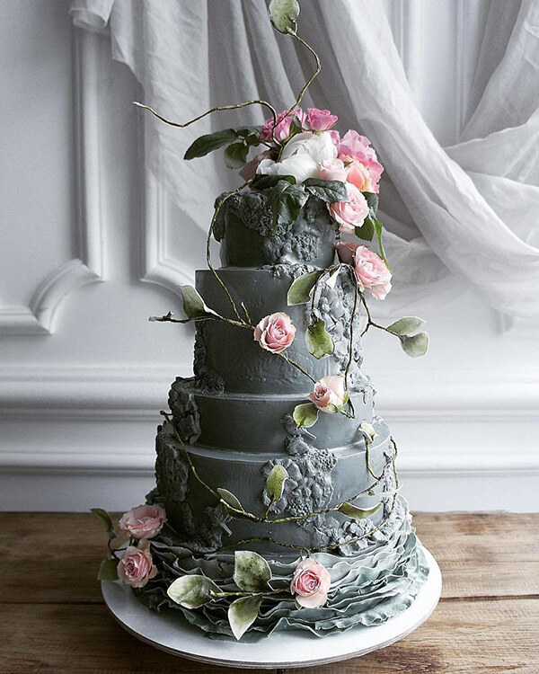 Incredible Sculpted Cake Designs by Elena Gnut