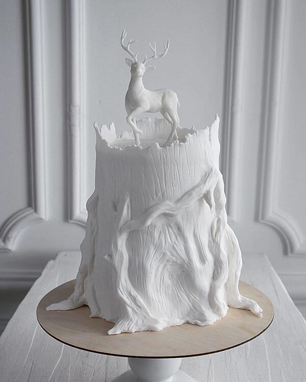 Incredible Sculpted Cake Designs by Elena Gnut