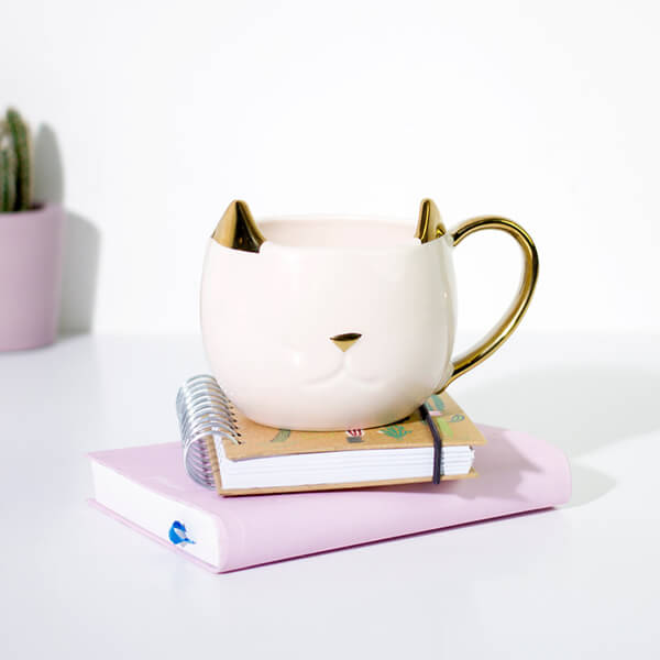 10 Adorable Animal Shaped Mugs - Design Swan