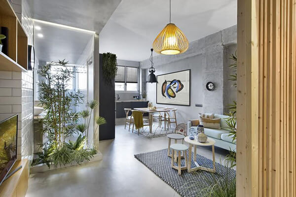 Greenery Filled Apartment in Barcelona