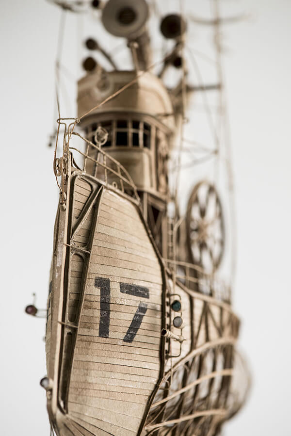 Magnificent Airship Made out of Cardboard