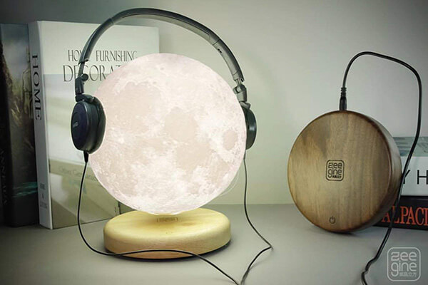 levimoon levitating moon lamp