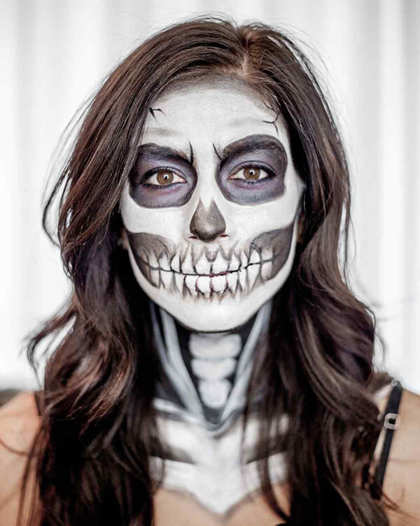 20+ Stunning Skeleton Makeup Designs 
