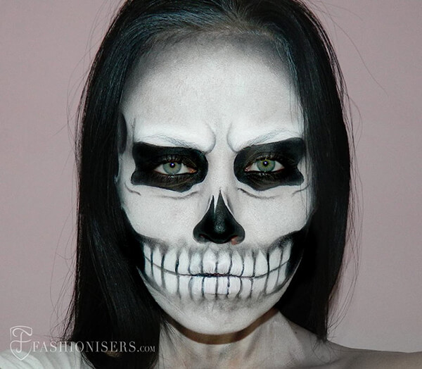 20+ Stunning Skeleton Makeup Designs 