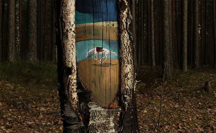 Painting on Trees by Russian Painter Eugeniya Dudnikova