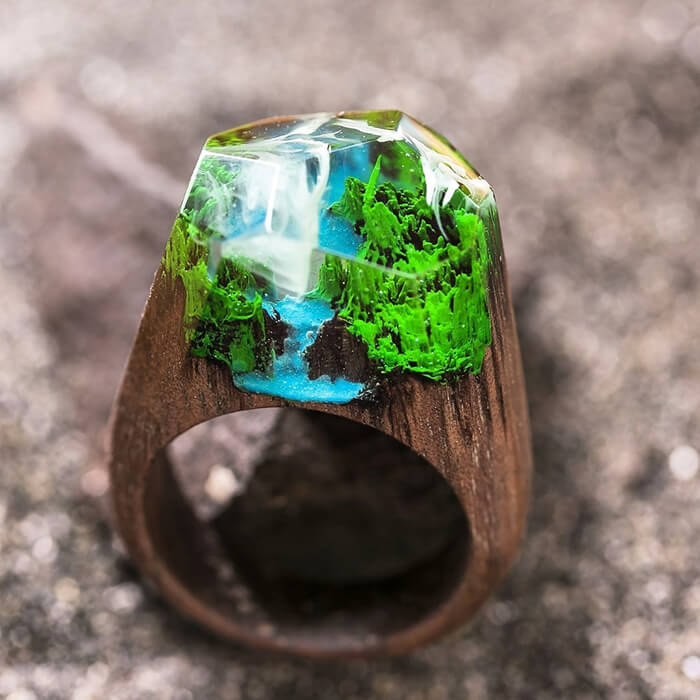 Handmade Resin Rings Holds a Secret Mini World Inside