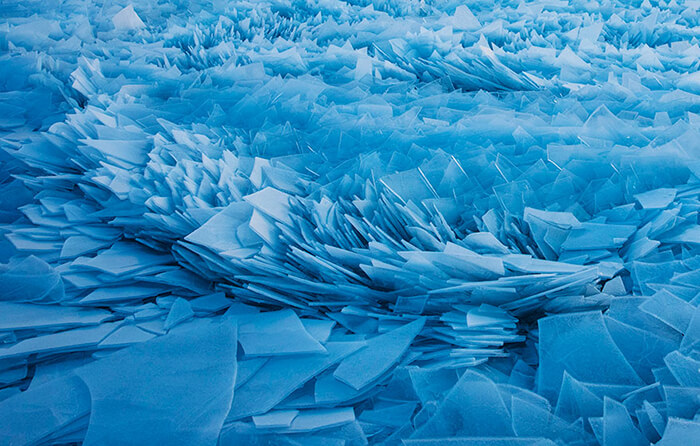 Incredible Photos of Frozen Lake Michigan Shatters Into Millions Of Pieces