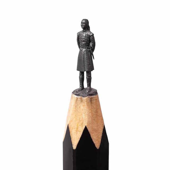 Miniature ‘Game of Thrones’ Sculptures on the Tips of Pencils