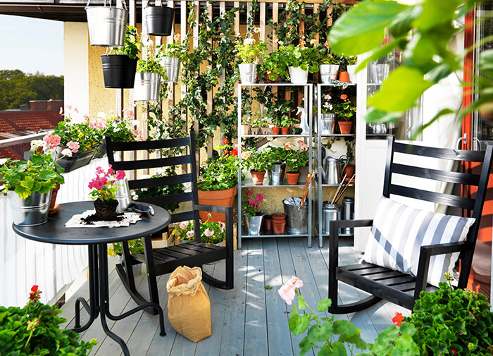 38 Simple Summer Balcony Décor Ideas For Urban Dwellers 