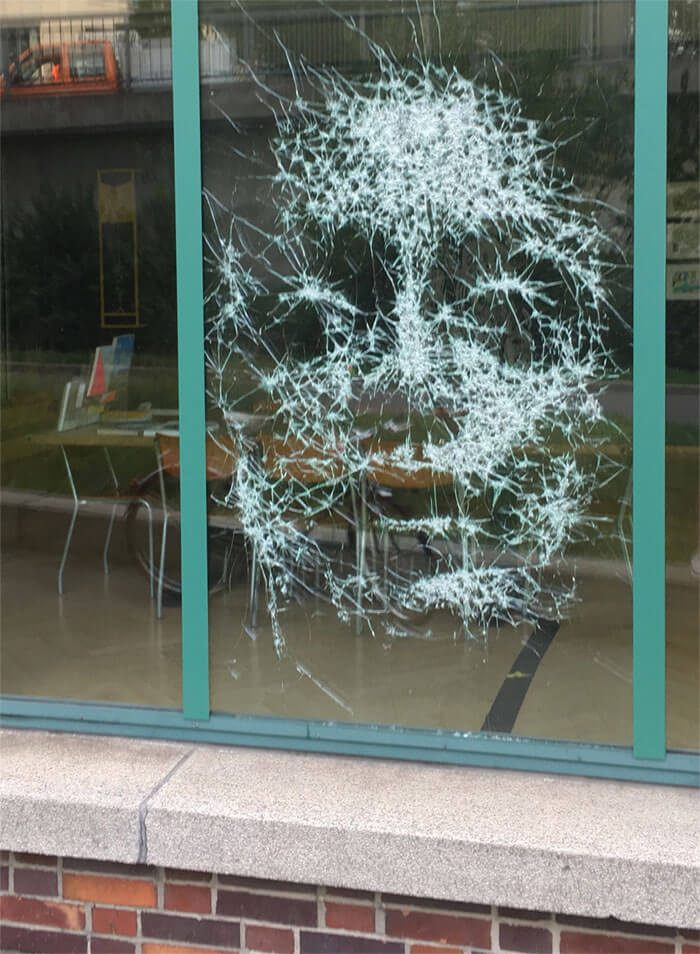 Incredible Portrait Created by Smashed Glass