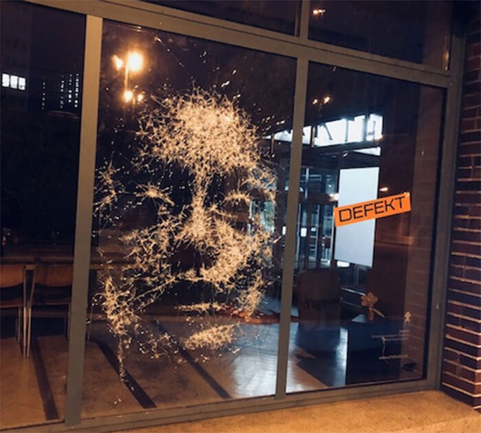 Incredible Portrait Created by Smashed Glass