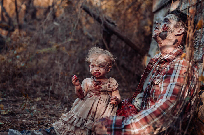 Seriously! Zombie Daddy-daughter Halloween Photo Shots?