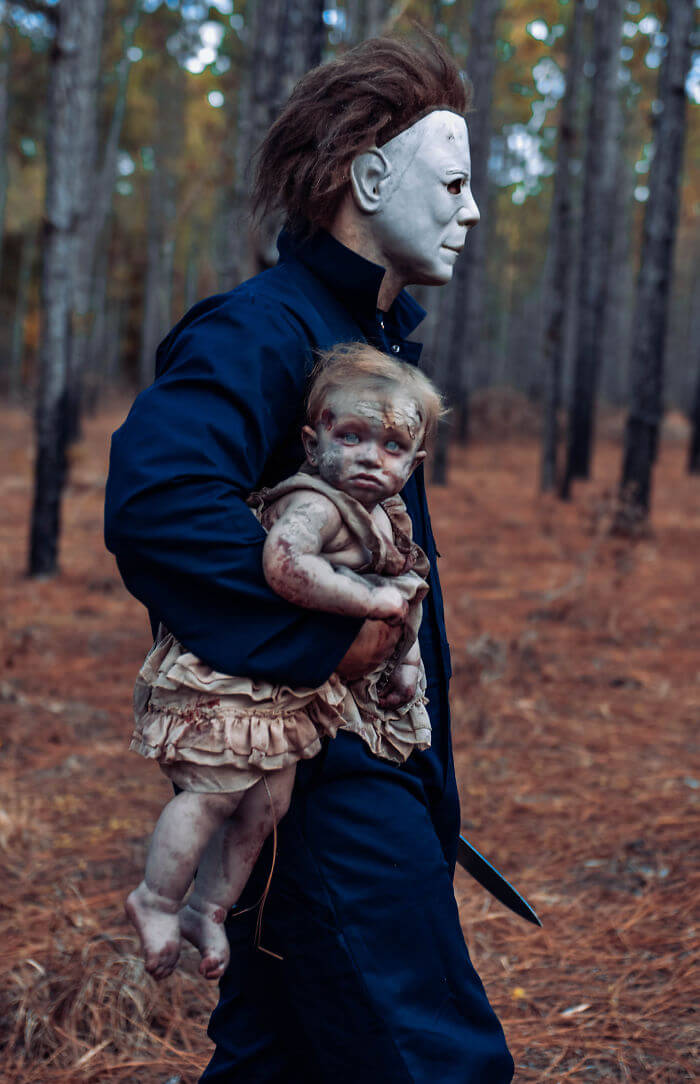 Seriously! Zombie Daddy-daughter Halloween Photo Shots?