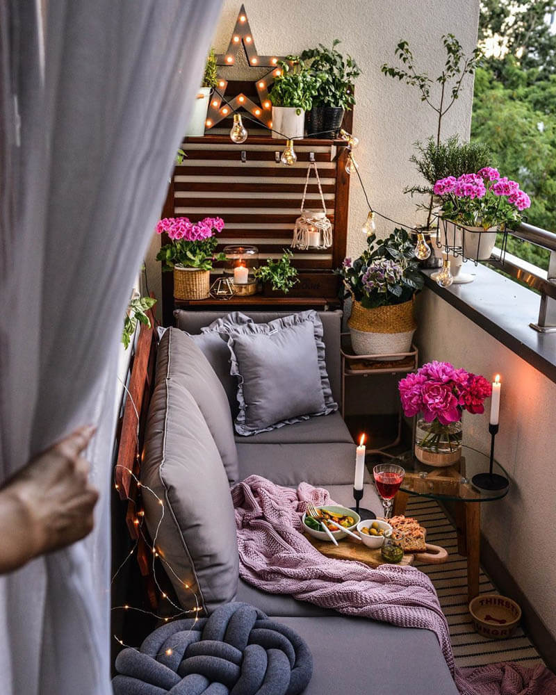 46 Creative Ideas to Spice Up Your Tiny Balcony Design Swan