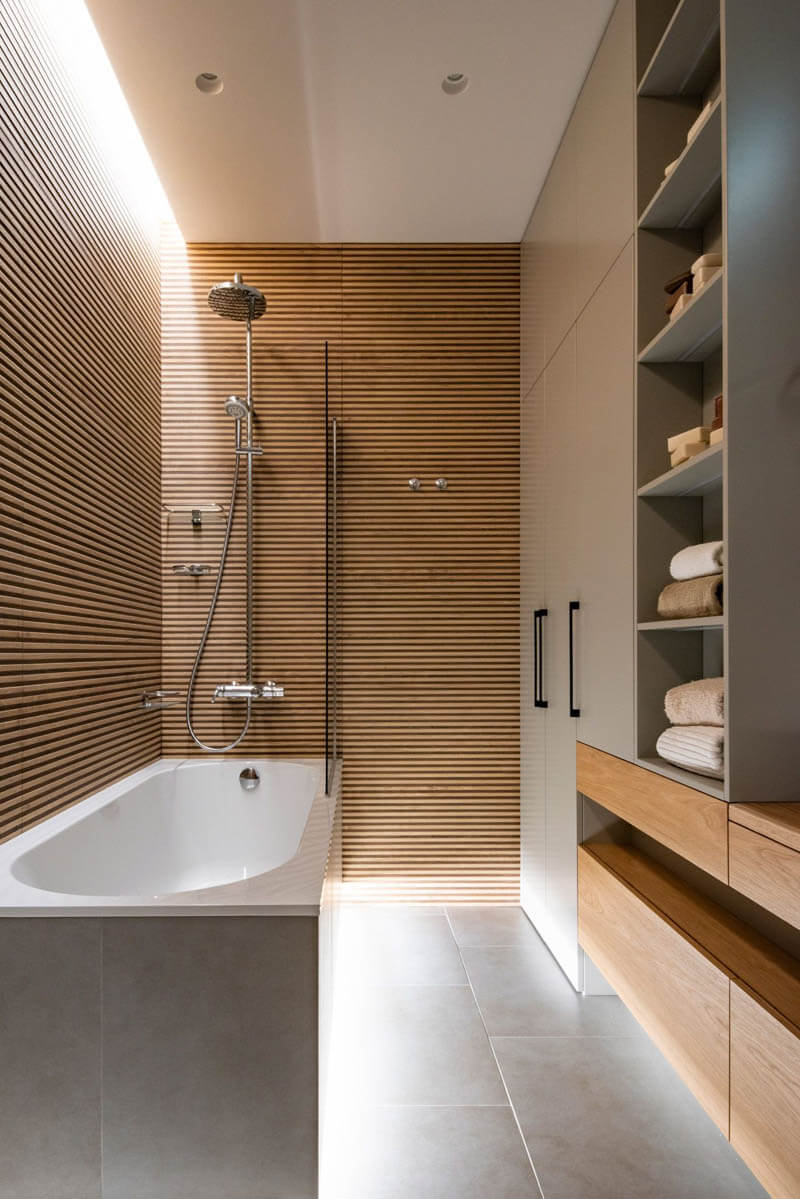 36 Inspiring Wood Bathroom Designs - 5