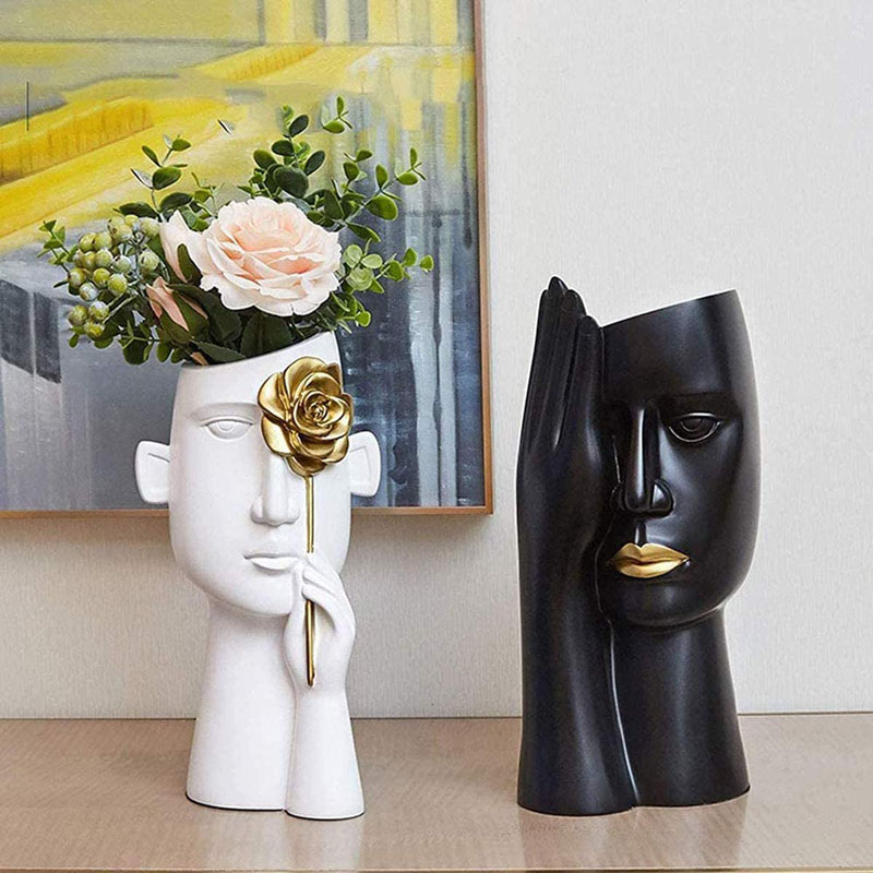 9 Elegant Face Flower Vase Designs - Design Swan