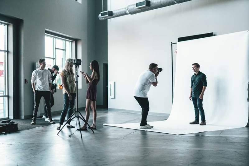How Much Space Do You Need For Photo Studio? - Design Swan