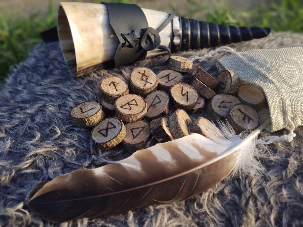 Bracelets From Vikings Show