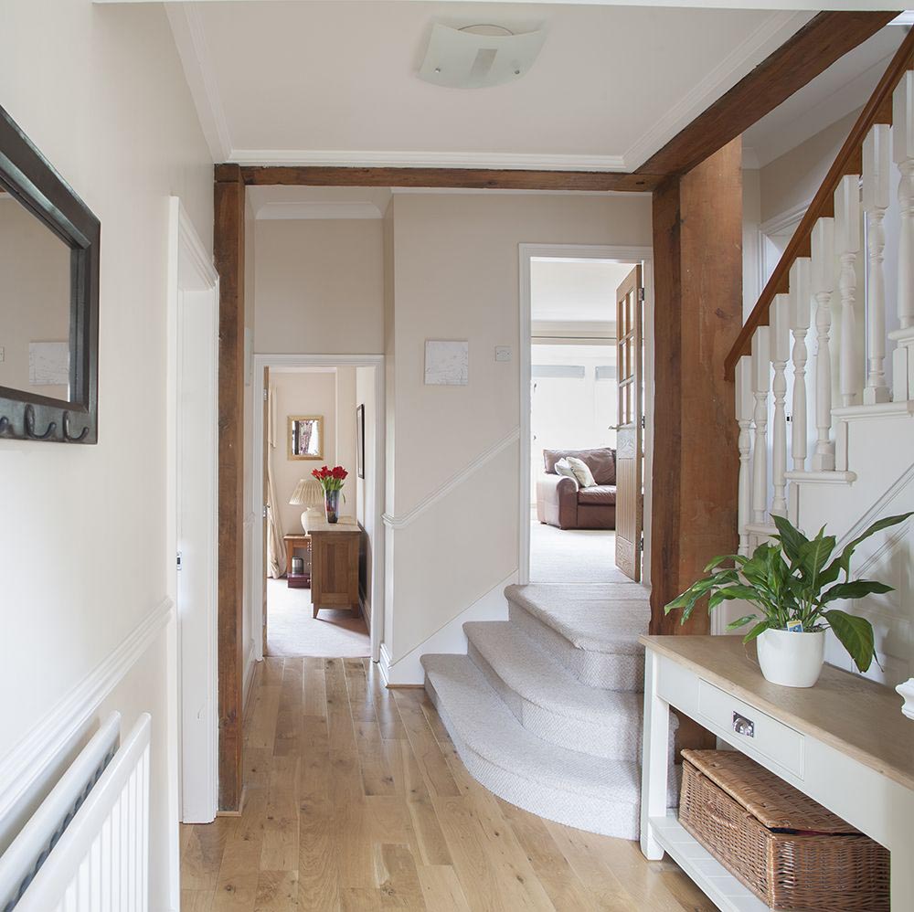 Tips For Making Your Hallway Look Wider Design Swan   3 