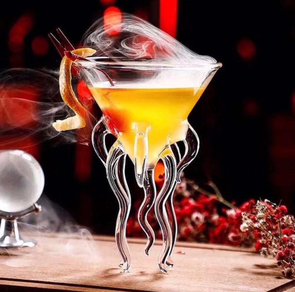 https://img.designswan.com/2022/11/martini/2.jpg