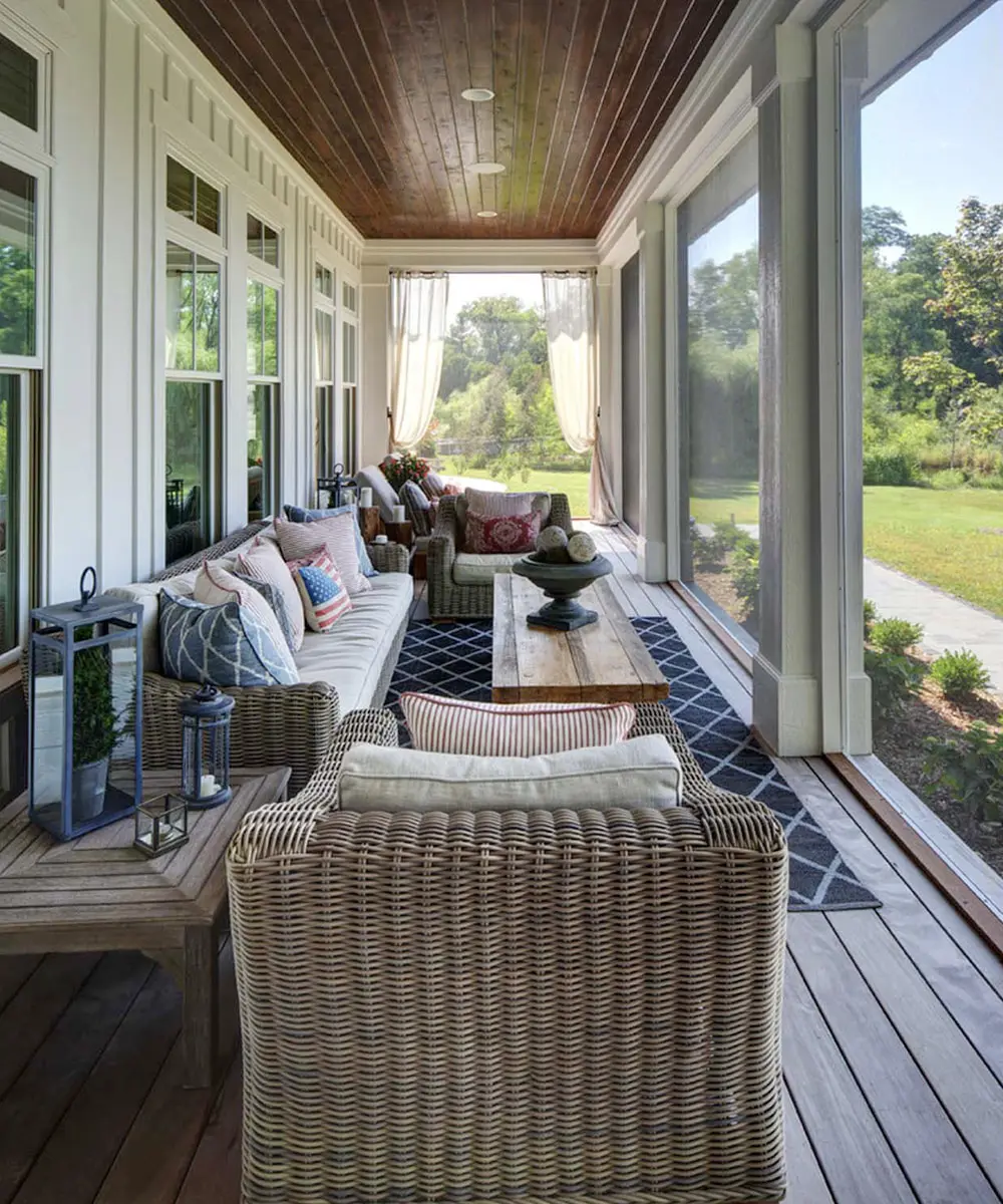 25 Versatility And Beauty Of Screened-in Porches - Design Swan