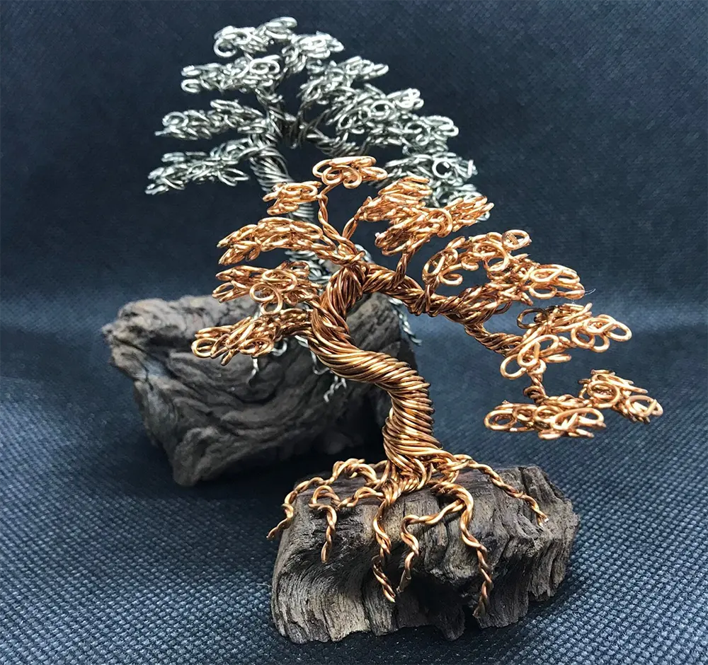 Crafting Nature: The Artistry of Bonsai Wire Sculptures - Design Swan