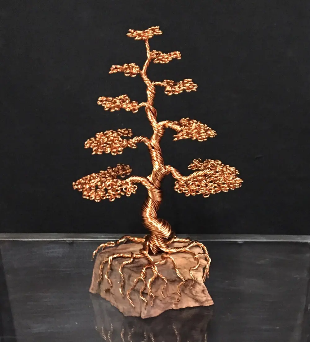 Crafting Nature: The Artistry of Bonsai Wire Sculptures - Design Swan