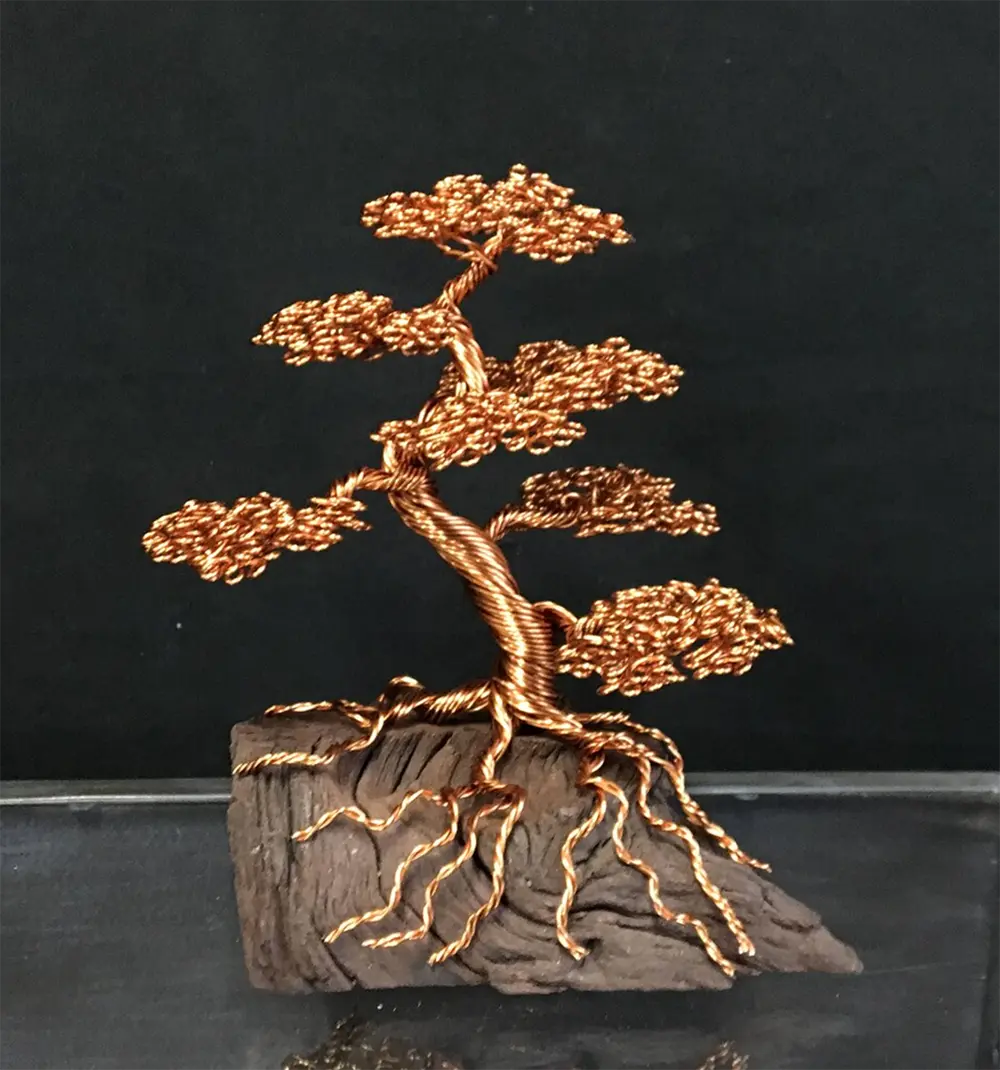 Crafting Nature: The Artistry of Bonsai Wire Sculptures - Design Swan